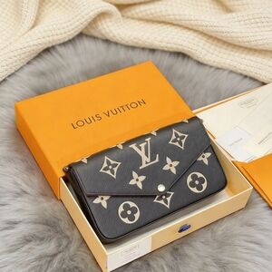 Louis Vuitton Pochette Félicie Bag